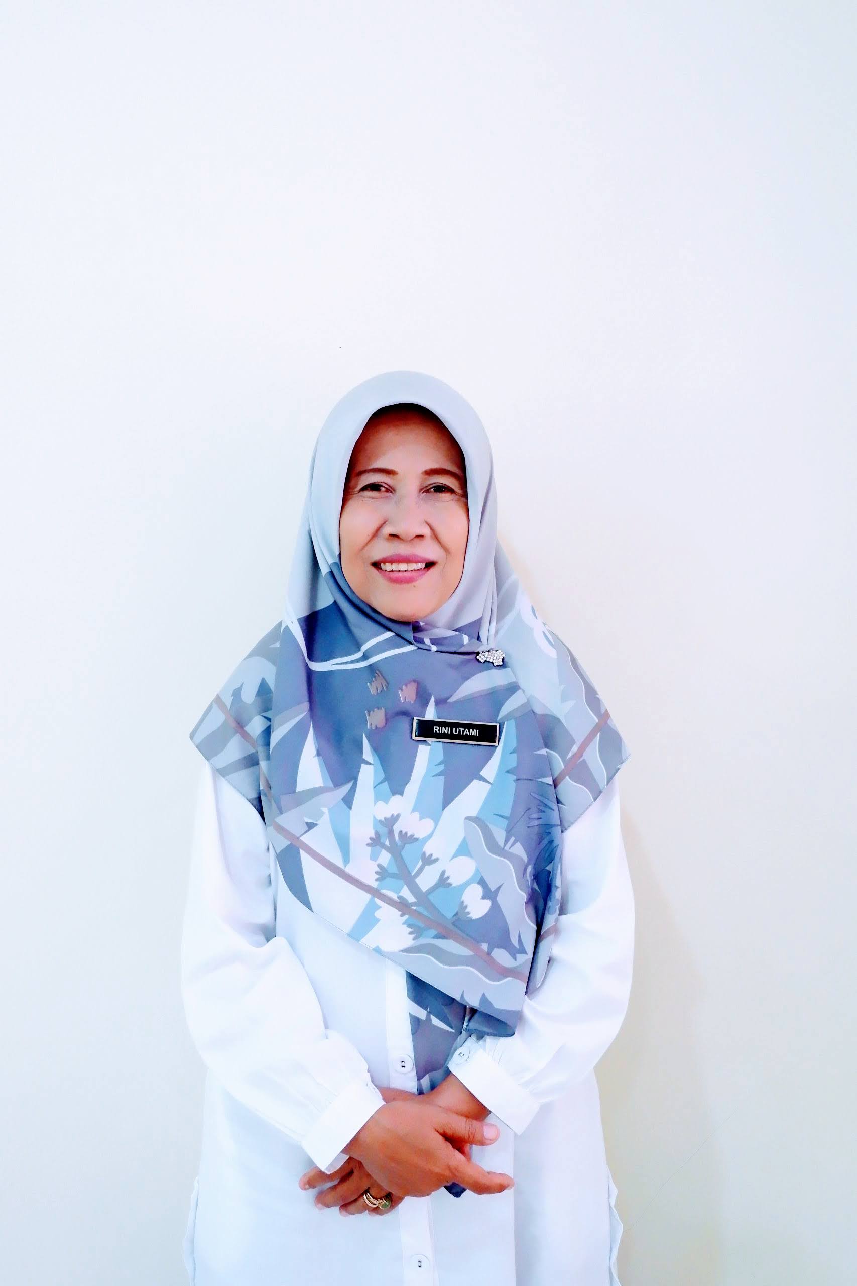 Rini Utami, S.Pd - Kepala SDUM Krembangan